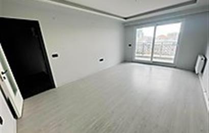 MENEMEN IRMAK MAH.HAVUZLU SİTEDE, E,BANYOLU SATILIK 3+1 DAİRE