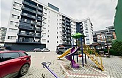 MENEMEN IRMAK MAH.HAVUZLU SİTEDE, E,BANYOLU SATILIK 3+1 DAİRE