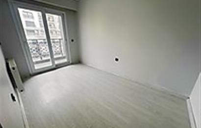 MENEMEN IRMAK MAH.HAVUZLU SİTEDE, E,BANYOLU SATILIK 3+1 DAİRE