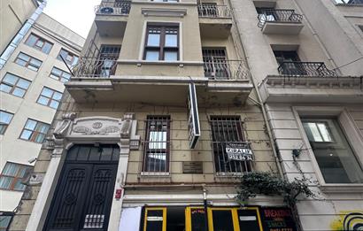 CİHANGİR'DE TERAS KEYİFLİ 1+1 DAİRE