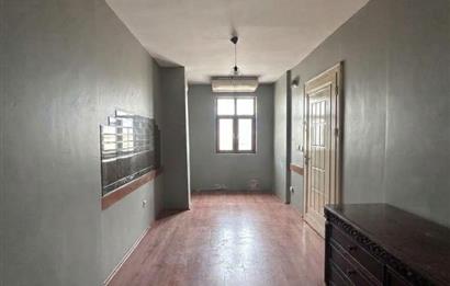 CİHANGİR'DE TERAS KEYİFLİ 1+1 DAİRE