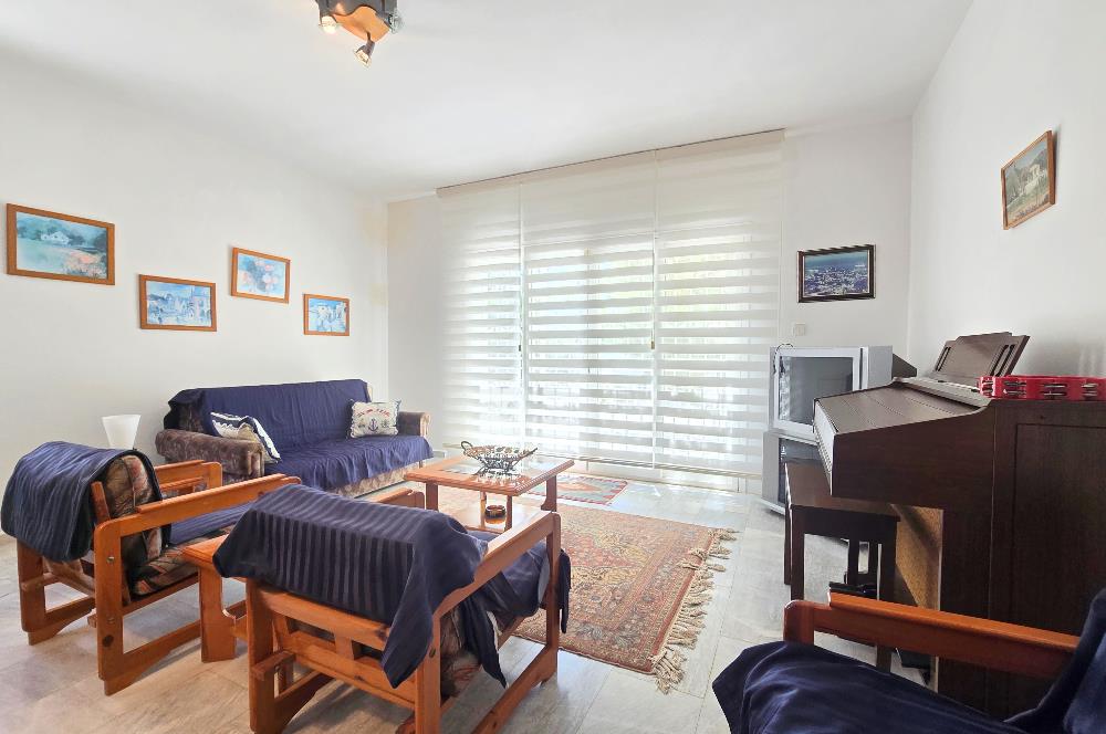 Bodrum-Yokuşbaşı kale manzaralı tripleks satılık villa