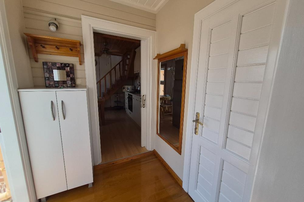 SARIYER YENİMAHALLE'DE BOĞAZ MANZARALI EŞYALI STÜDYO DAİRE 