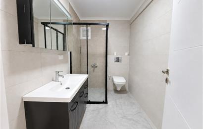 Merkezi Konum , Altıntepe Bahar Sokakta Ferah Geniş Kiralık 3+1