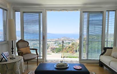 Bodrum-Yokuşbaşı kale manzaralı tripleks satılık villa