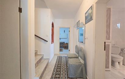 Bodrum-Yokuşbaşı kale manzaralı tripleks satılık villa