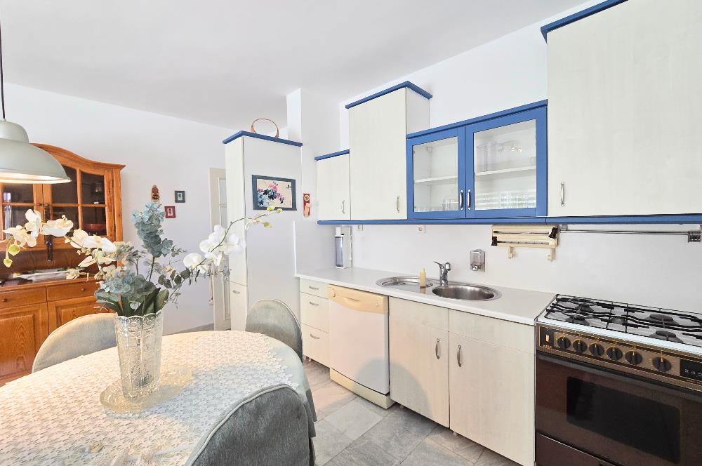 Bodrum-Yokuşbaşı kale manzaralı tripleks satılık villa
