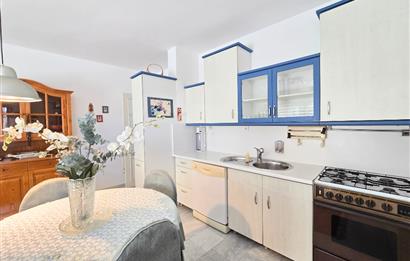 Bodrum-Yokuşbaşı kale manzaralı tripleks satılık villa
