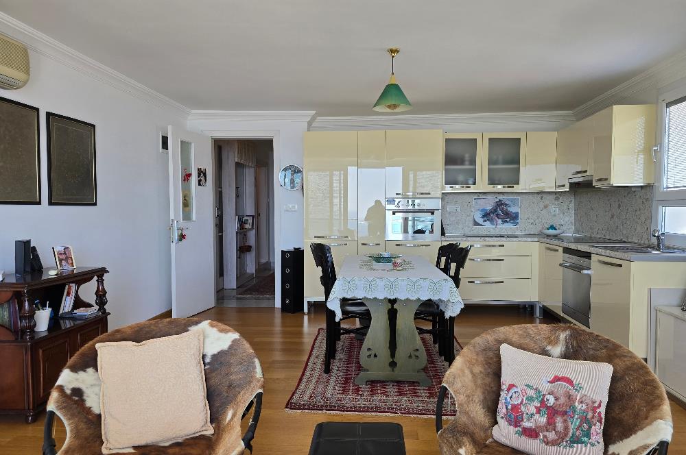 Bodrum-Yokuşbaşı kale manzaralı tripleks satılık villa