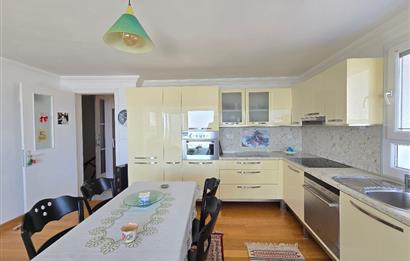 Bodrum-Yokuşbaşı kale manzaralı tripleks satılık villa