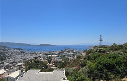 Bodrum-Yokuşbaşı kale manzaralı tripleks satılık villa