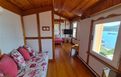 SARIYER YENİMAHALLE'DE BOĞAZ MANZARALI EŞYALI STÜDYO DAİRE 