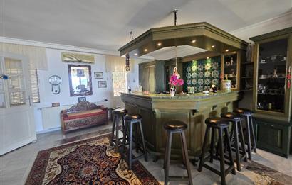 Bodrum-Yokuşbaşı kale manzaralı tripleks satılık villa