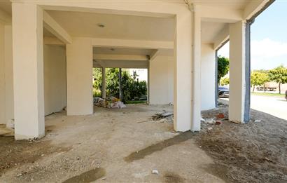 C21 Cius;Ömer H.Demir Caddesinde 3 Cepheli 350 m2 Kiralık Dükkan