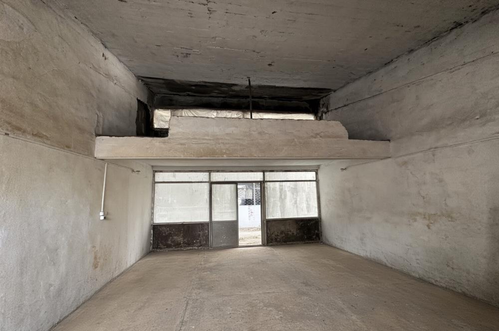 C21 UZMAN’dan DEMİRKIRLAR İŞ MERKEZİ’NDE SATILIK DÜKKÂN