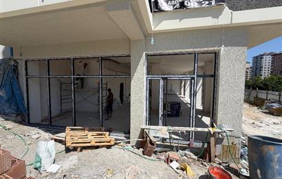 SAHRAYICEDİT'TE SIFIR BİNADA 300 m² KÖŞE DÜKKÂN | KİRALIK
