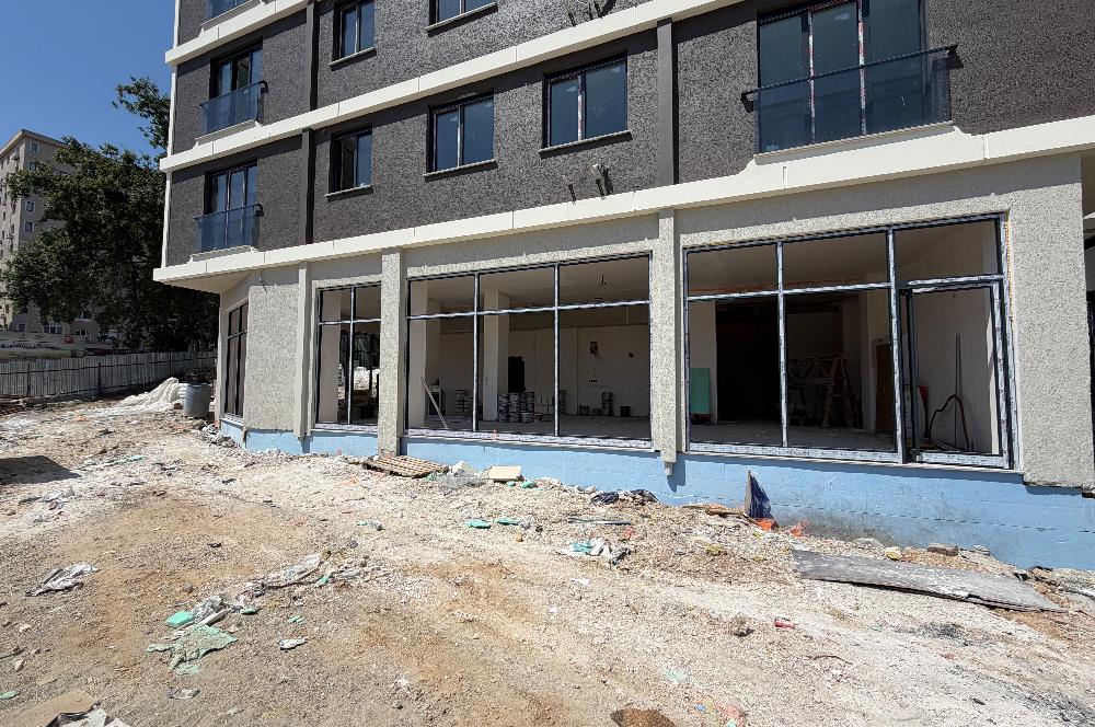 SAHRAYICEDİT'TE SIFIR BİNADA 300 m² KÖŞE DÜKKÂN | KİRALIK