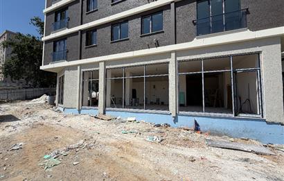 SAHRAYICEDİT'TE SIFIR BİNADA 300 m² KÖŞE DÜKKÂN | KİRALIK