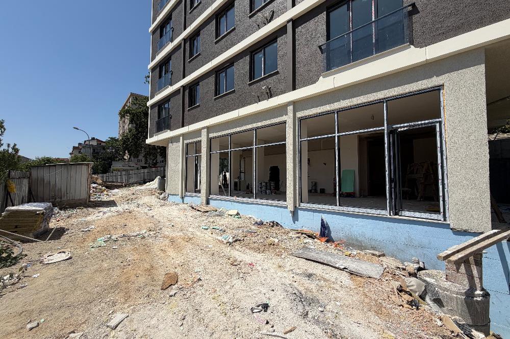 SAHRAYICEDİT'TE SIFIR BİNADA 300 m² KÖŞE DÜKKÂN | KİRALIK