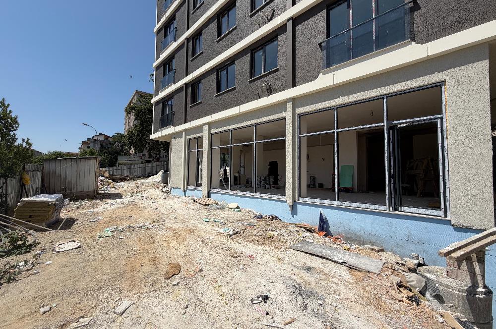 SAHRAYICEDİT'TE SIFIR BİNADA 300 m² KÖŞE DÜKKÂN | KİRALIK