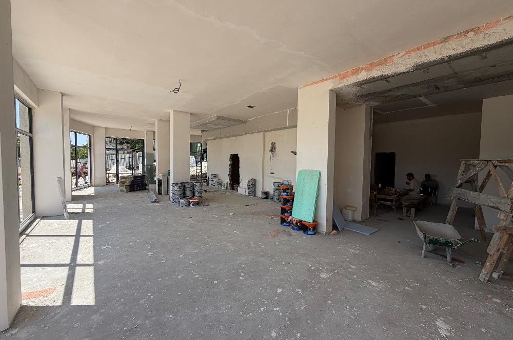 SAHRAYICEDİT'TE SIFIR BİNADA 300 m² KÖŞE DÜKKÂN | KİRALIK