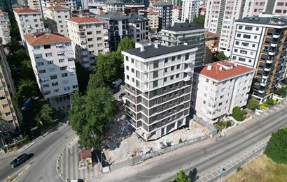 SAHRAYICEDİT'TE SIFIR BİNADA 300 m² KÖŞE DÜKKÂN | KİRALIK