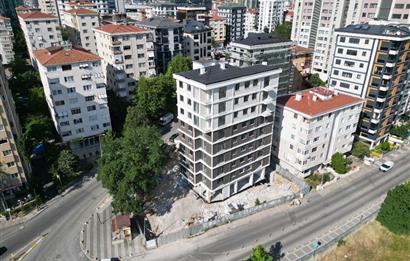 SAHRAYICEDİT'TE SIFIR BİNADA 300 m² KÖŞE DÜKKÂN | KİRALIK