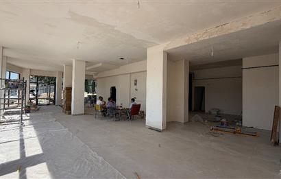 SAHRAYICEDİT'TE SIFIR BİNADA 300 m² KÖŞE DÜKKÂN | KİRALIK