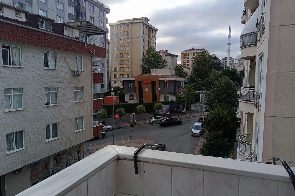 ÜMRANİYE MEHMET AKİF MAHALLESİNDE MERKEZİ KONUMDA FERAH 2+1