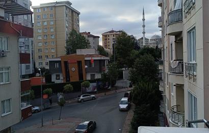 ÜMRANİYE MEHMET AKİF MAHALLESİNDE MERKEZİ KONUMDA FERAH 2+1