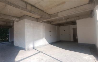 C21 LOFT'TAN YENİŞAFAK'TA AKÇA CADDESİ ÜZERİNDE KİRALIK İŞYERİ