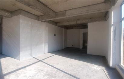 C21 LOFT'TAN YENİŞAFAK'TA AKÇA CADDESİ ÜZERİNDE KİRALIK İŞYERİ
