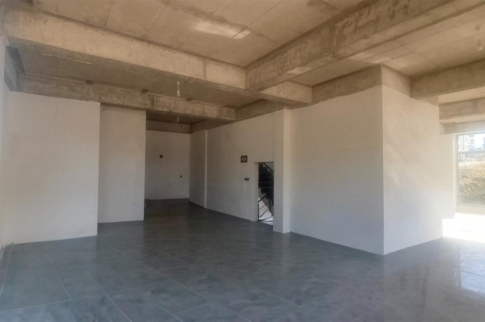 C21 LOFT'TAN YENİŞAFAK'TA AKÇA CADDESİ ÜZERİNDE KİRALIK İŞYERİ