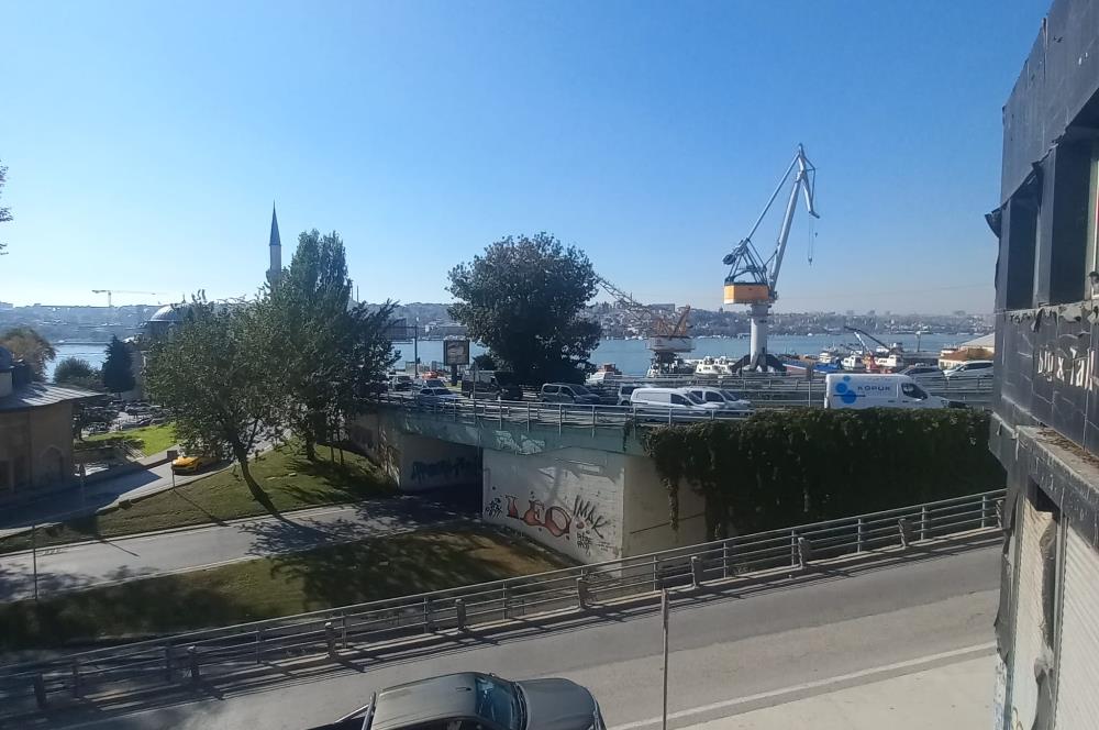 KARAKÖY HALİÇ METRO YAKINI, 5 KATLI KİRALIK TİCARİ BİNA