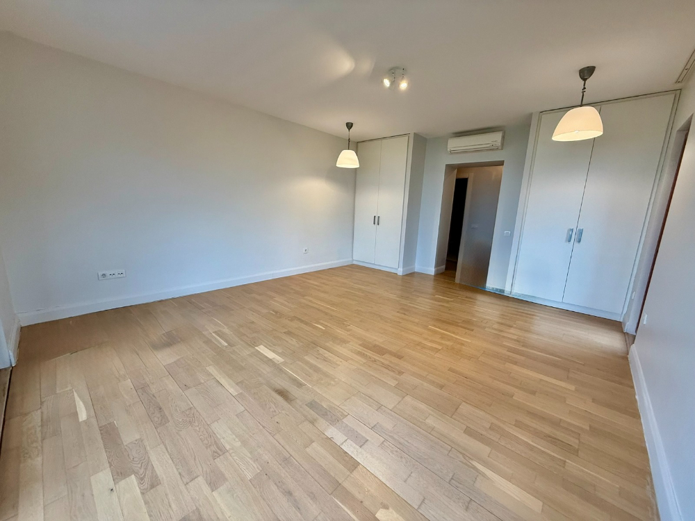 Sarıyer Satılık Villa Marenegro Denize Sıfır 8+2 KDV Avantajlı
