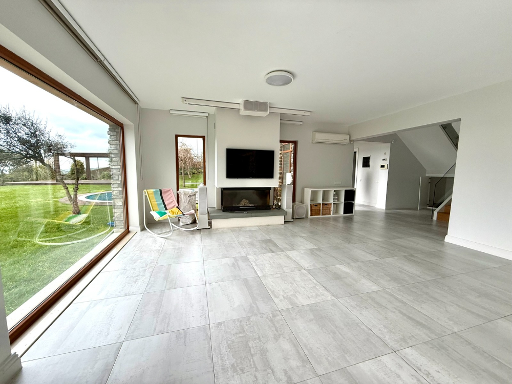 Sarıyer Satılık Villa Marenegro Denize Sıfır 8+2 KDV Avantajlı