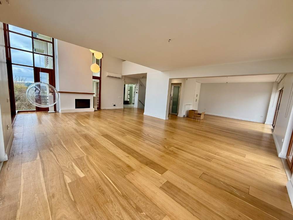 Sarıyer Satılık Villa Marenegro Denize Sıfır 8+2 KDV Avantajlı