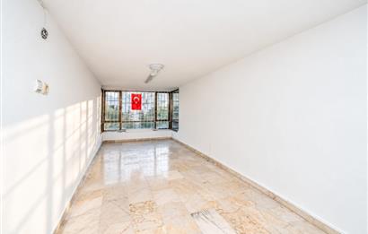 ÜSKÜDAR BULGURLUDA CADDE ÜSTÜ GENİŞ BOŞ KİRALIK DEPO