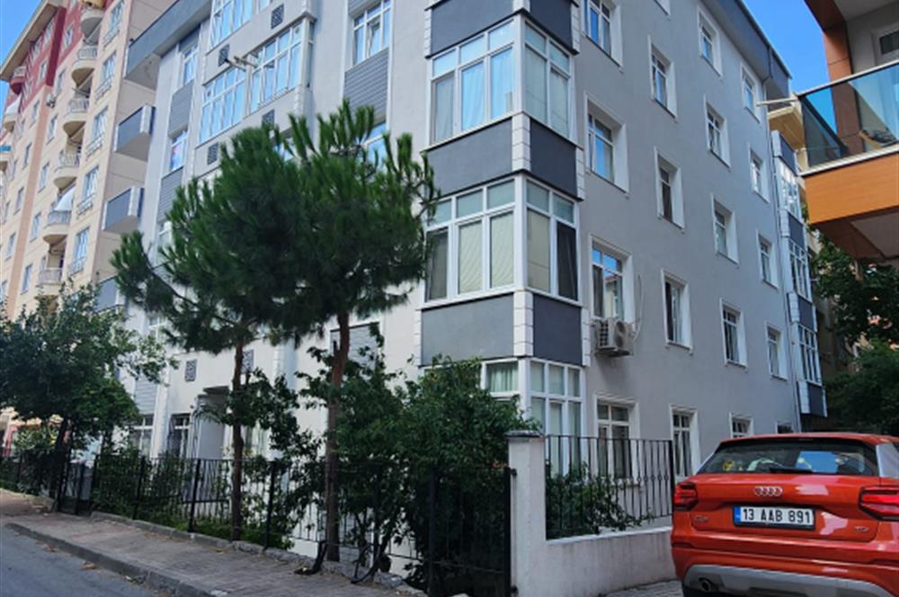 ÜMRANİYE MEHMET AKİF MAHALLESİNDE MERKEZİ KONUMDA FERAH 2+1