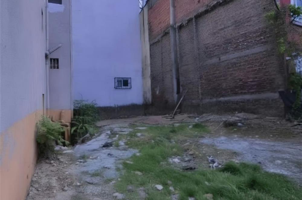 BEYOĞLU REFiK SAYDAM CADDESİ PARALELİ SATILIK ARSA