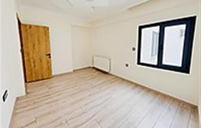 DEDEBAŞINDA PARK CEPHELİ TERASLI 4+1 DUBLEKS