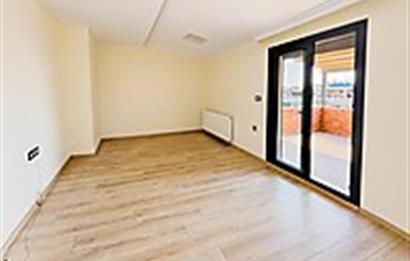 DEDEBAŞINDA PARK CEPHELİ TERASLI 4+1 DUBLEKS