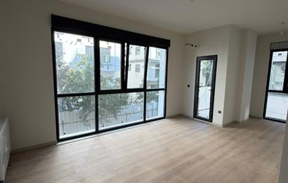 CENTURY21 PARS'TAN BEŞİKTAŞ'TA SIFIR BİNADA MODERN SATILIK DAİRE