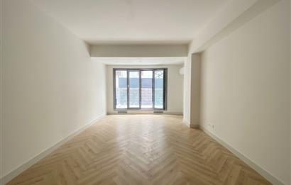 ÇEKMEKÖY ORMANZARA SİTESİN'DE SATILIK 2+1 DAİRE