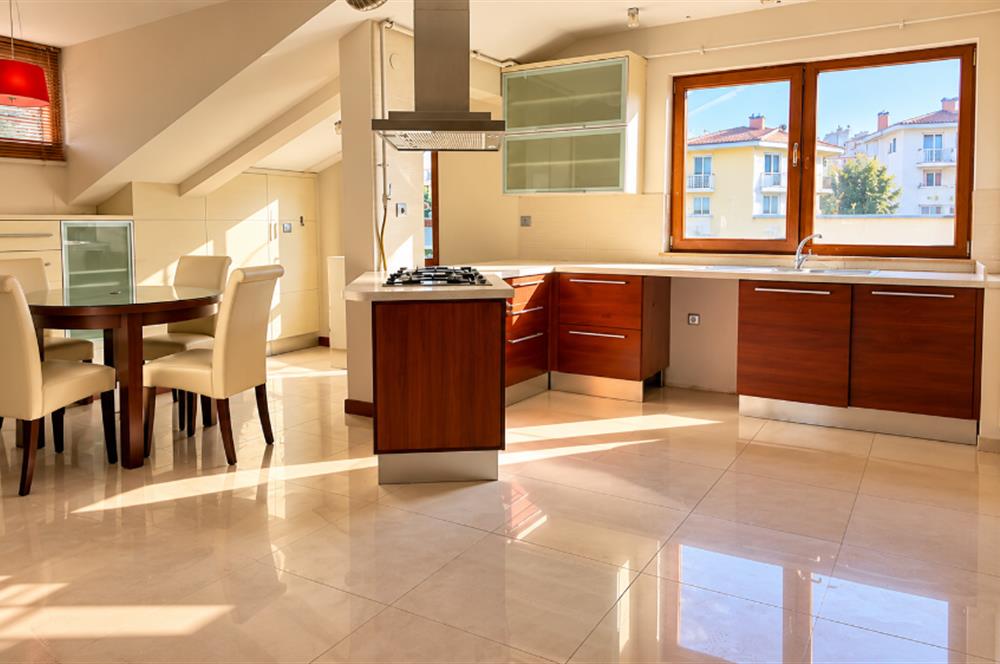 # CENTURY 21 ALDE’DEN ORDU’NUN EN PRESTİJLİ LOKASYONLARINDAN BİRİNDE SATILIK 3+1 ÇATI KATI DAİRE!