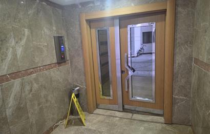 Maltepe Aydınevler'de Site İçinde 2+1, 70m² Kupon Daire