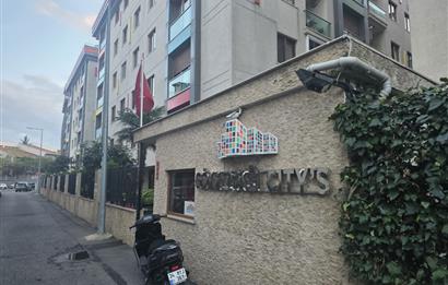 Maltepe Aydınevler'de Site İçinde 2+1, 70m² Kupon Daire
