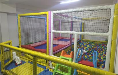 Maltepe Aydınevler'de Site İçinde 2+1, 70m² Kupon Daire