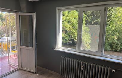 ACIBADEM’DE,SİTE İÇİNDE SIFIR TADİLATLI 3+1 ARA KAT DAİRE