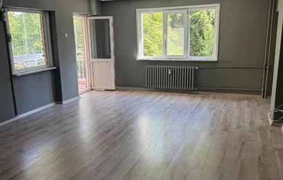 ACIBADEM’DE,SİTE İÇİNDE SIFIR TADİLATLI 3+1 ARA KAT DAİRE